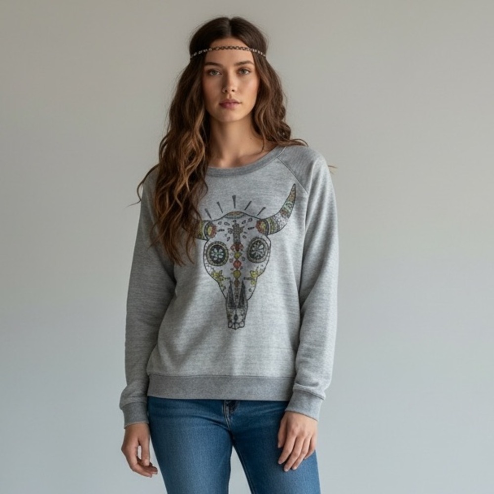 Southwestern Bull Skull Sweatshirt L Gray Boho Western Desert Chic Rustic cozy